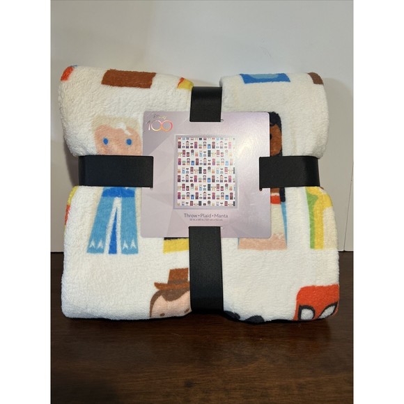 Disney100 Celebration Unified Characters Throw Blanket- 50"x60" - New - Picture 2 of 7